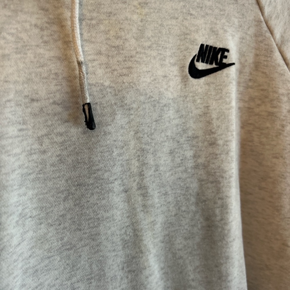 Nike hoodie - Picture 2 of 4